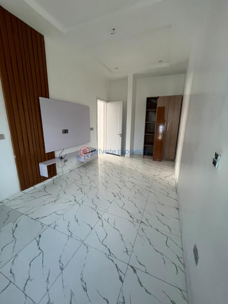 4 bedroom House For Rent Ikota Lekki Lagos - 4