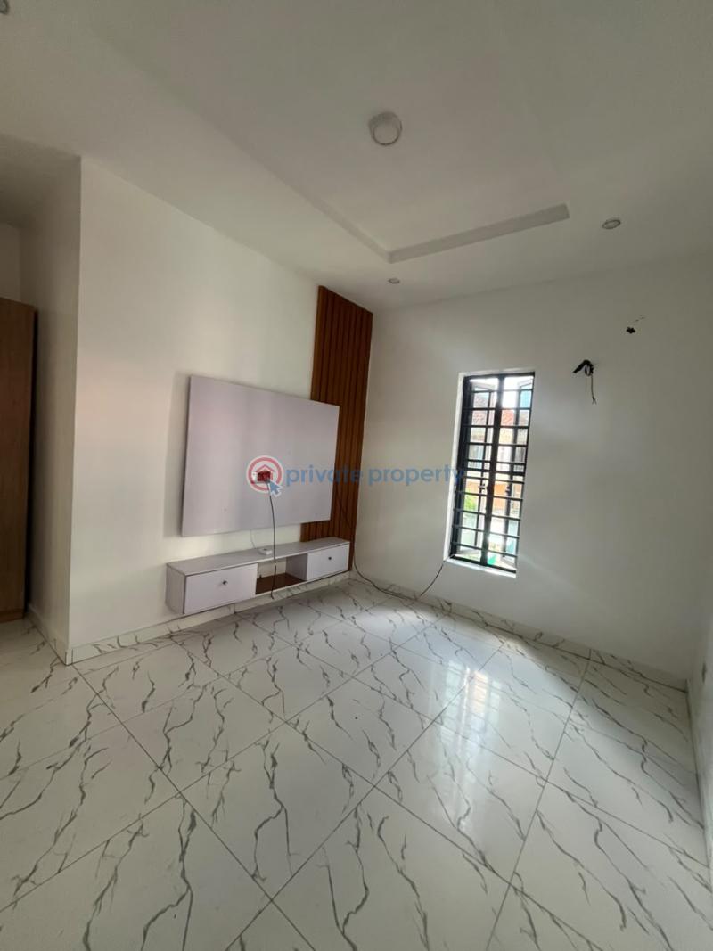 4 bedroom House For Rent Ikota Lekki Lagos - 3