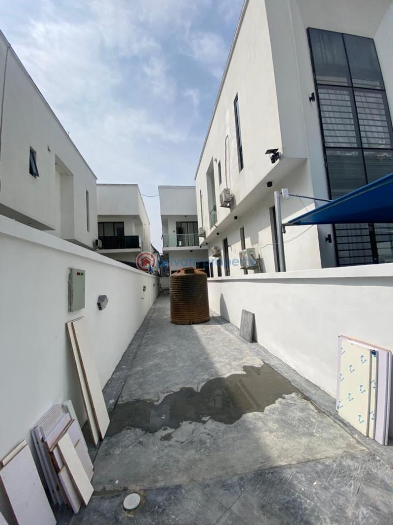 4 bedroom House For Rent Chevron Lekki Phase 2 Lagos - 7