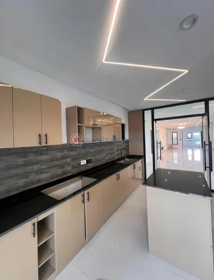 4 bedroom Detached Duplex For Sale Chevron Drive Lekki Lagos - 3