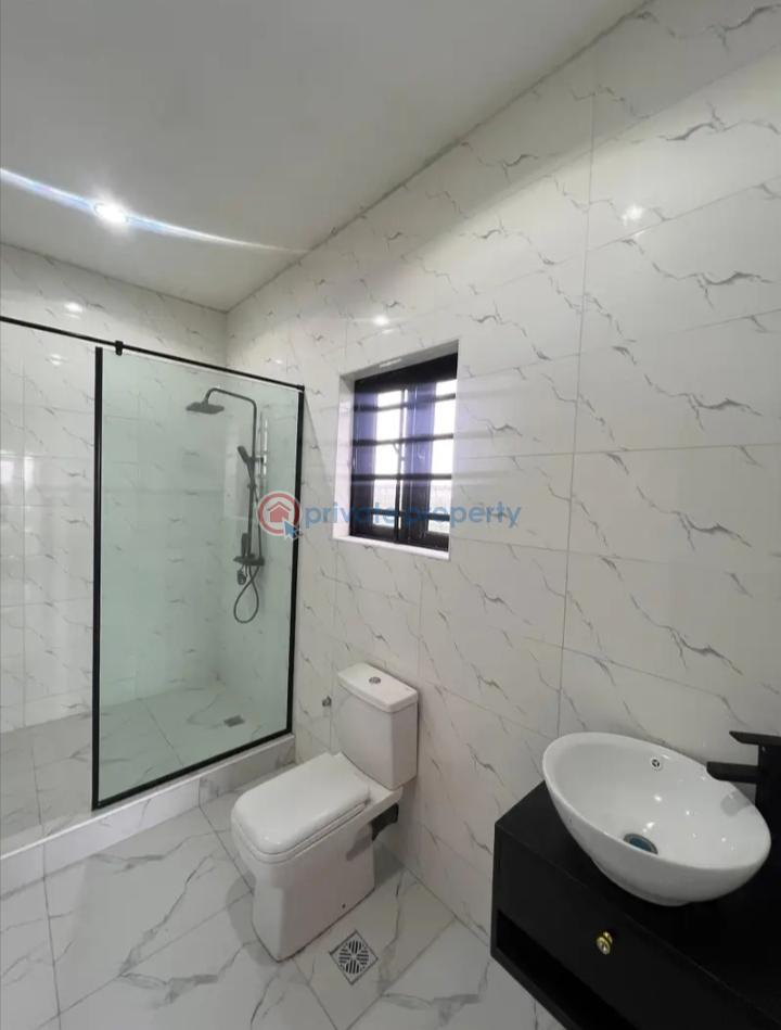 4 bedroom Detached Duplex For Sale Chevron Drive Lekki Lagos - 11