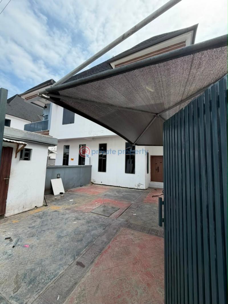 4 bedroom Semi detached Duplex For Sale Chevron Lekki Lagos - 9