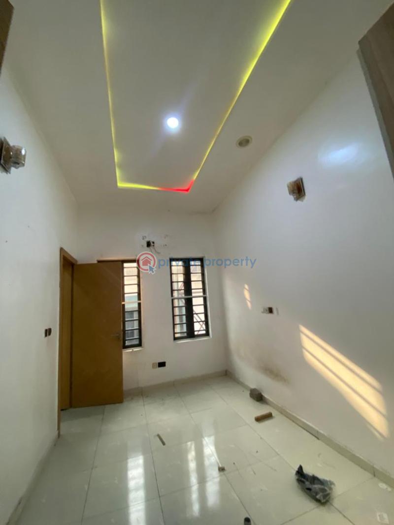 4 bedroom Semi detached Duplex For Rent Chevron Lekki Phase 2 Lagos - 4
