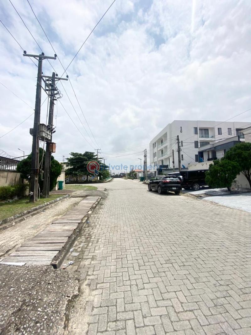 4 bedroom Semi detached Duplex For Rent Lekki Phase 1 Lekki Lagos - 12