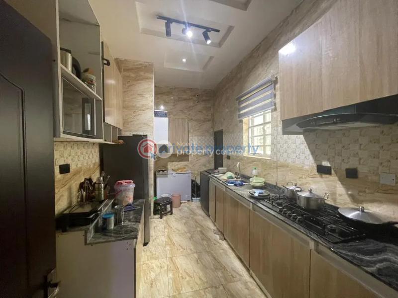 4 bedroom Semi detached Duplex For Rent Thomas Estate Ajah Lagos - 11