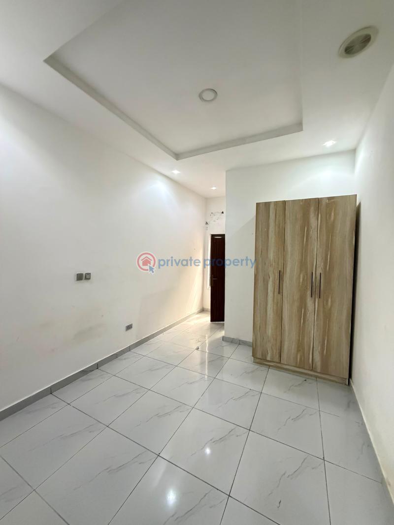 4 bedroom Semi detached Duplex For Sale Chevron Lekki Lagos - 4