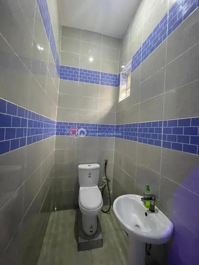 4 bedroom Semi detached Duplex For Rent Thomas Estate Ajah Lagos - 15