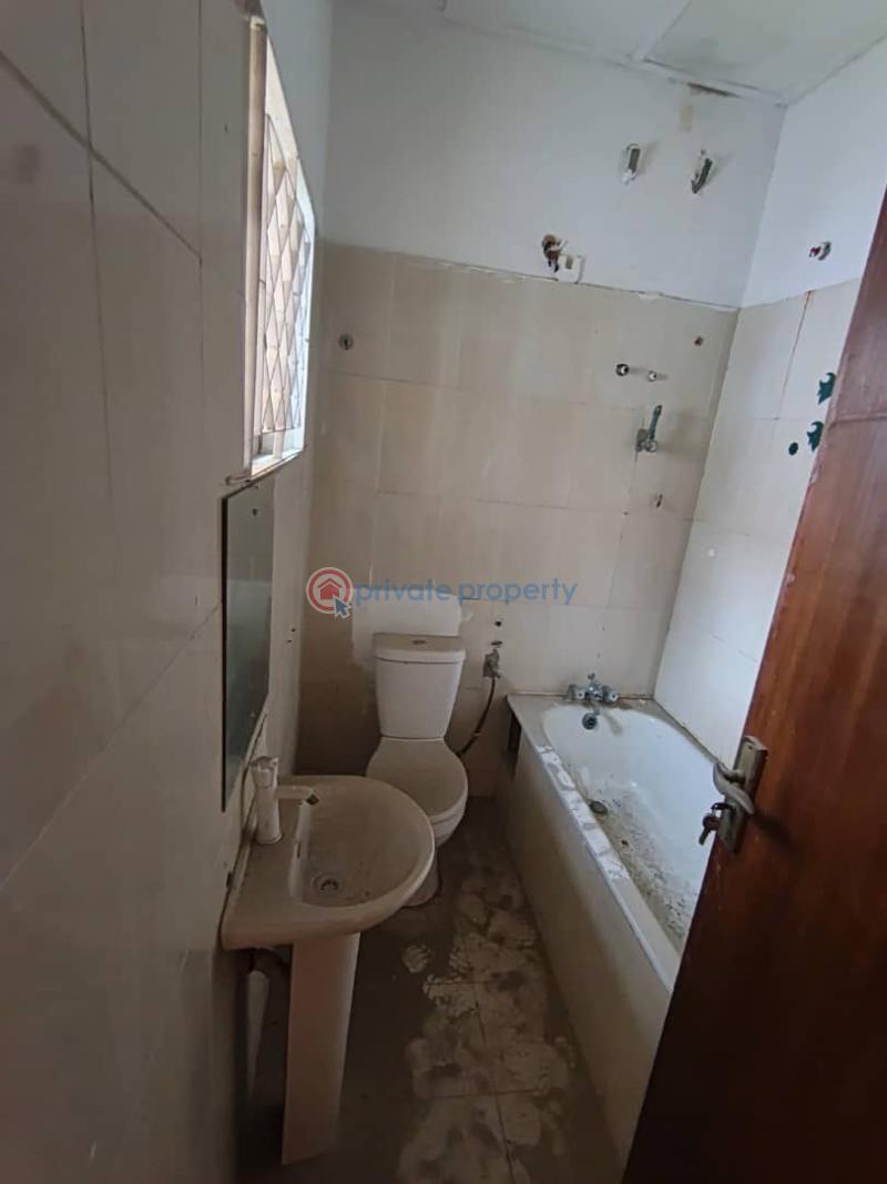 4 bedroom Semi detached Duplex For Sale Sangotedo Lagos - 18