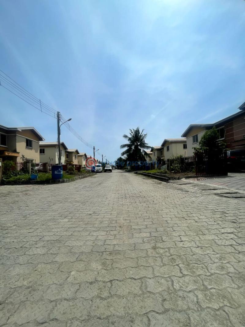 4 bedroom Semi detached Duplex For Sale Abijo Sangotedo Lagos - 3