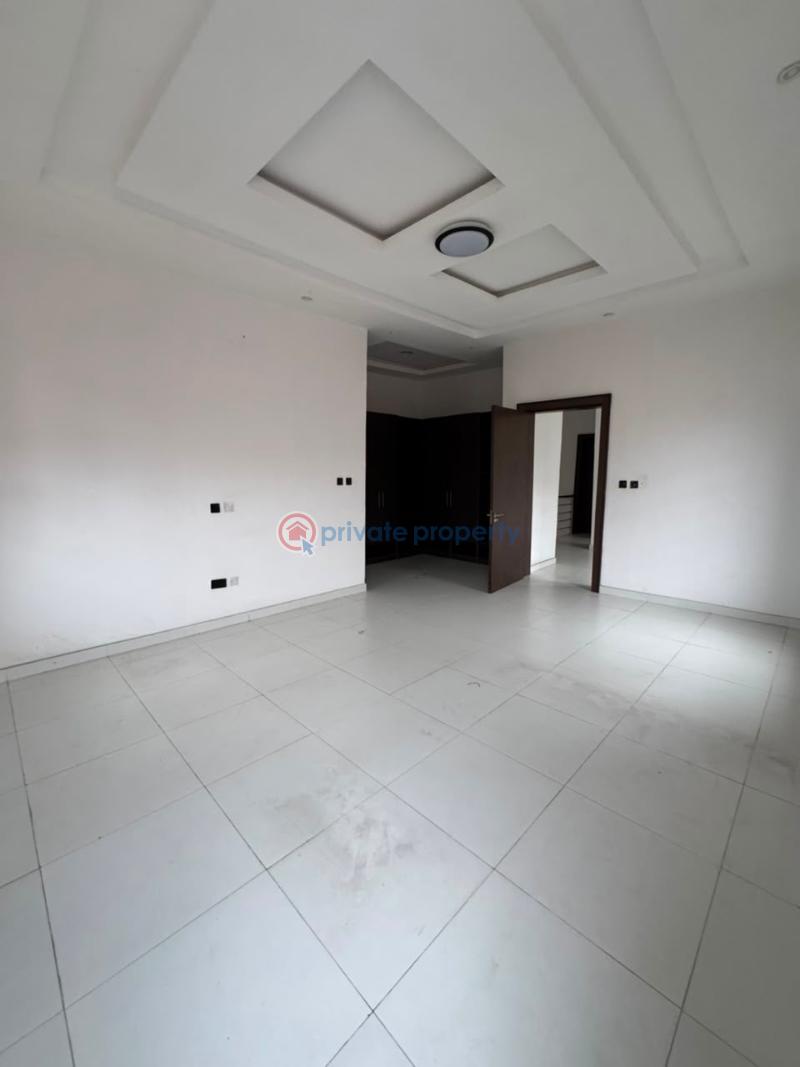4 bedroom Semi detached Duplex For Rent Ologolo Lekki Lagos - 3