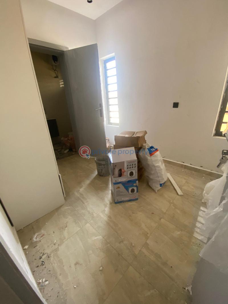 4 bedroom Semi detached Duplex For Sale Abraham Adesanya Sangotedo Lagos - 3