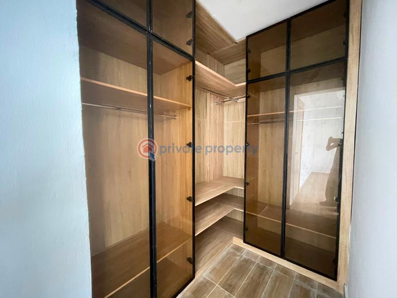 4 bedroom Flat & Apartment For Sale Ogudu GRA Lagos - 1