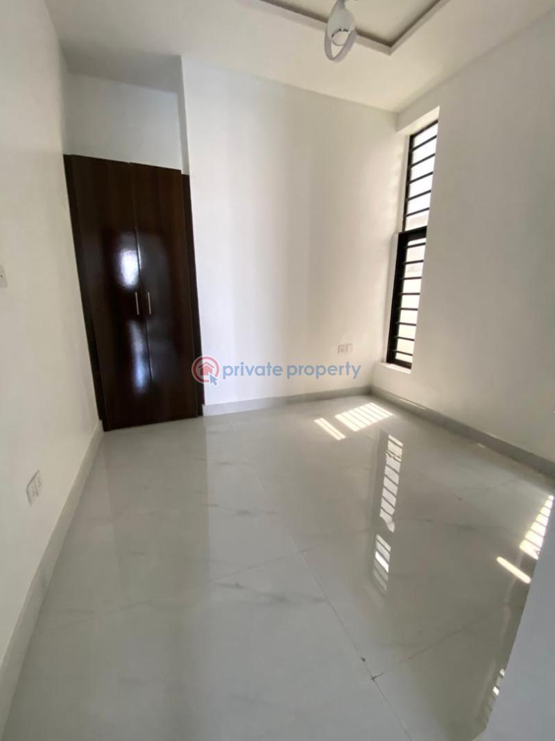 4 bedroom Semi detached Duplex For Sale Chevron Lekki Phase 2 Lagos - 4