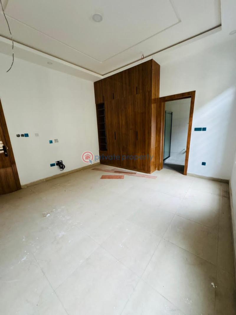 4 bedroom Semi detached Duplex For Sale Magodo GRA Phase 2 Kosofe/Ikosi Lagos - 2