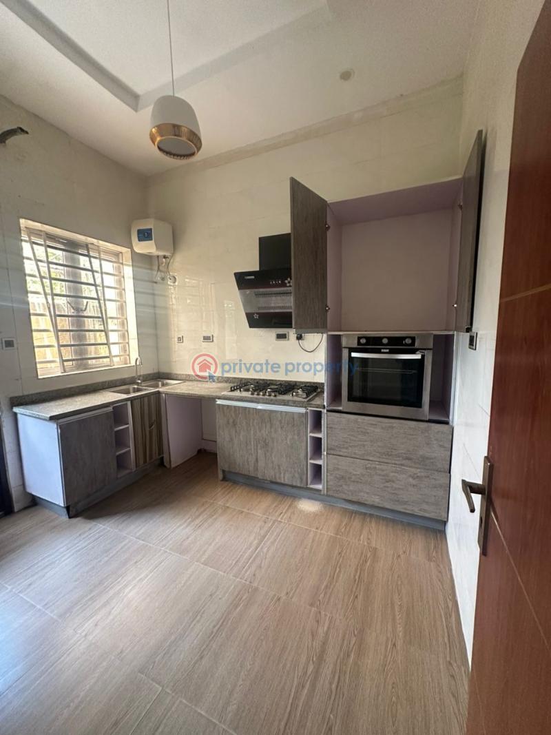 4 bedroom Semi detached Duplex For Sale Chevron Lekki Phase 2 Lagos - 7