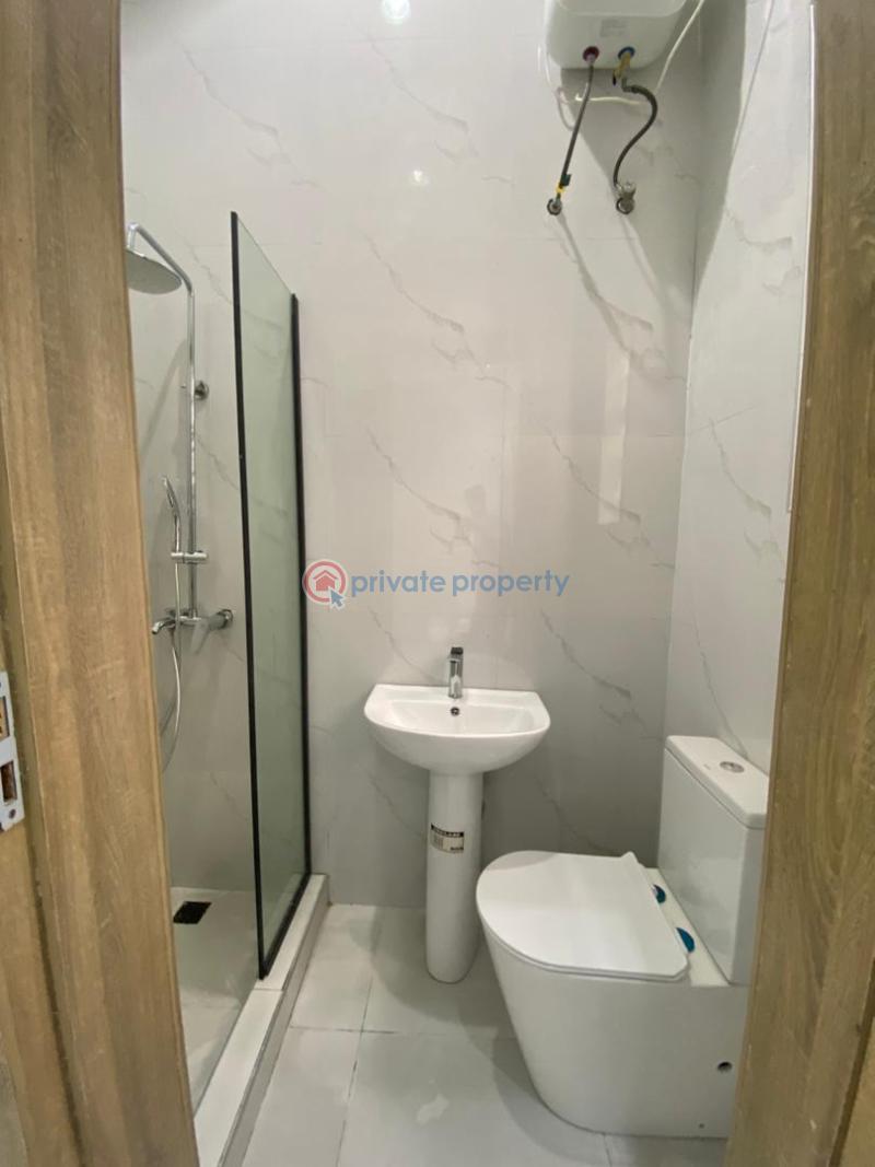 4 bedroom Semi detached Duplex For Sale Chevron Lekki Phase 2 Lagos - 9