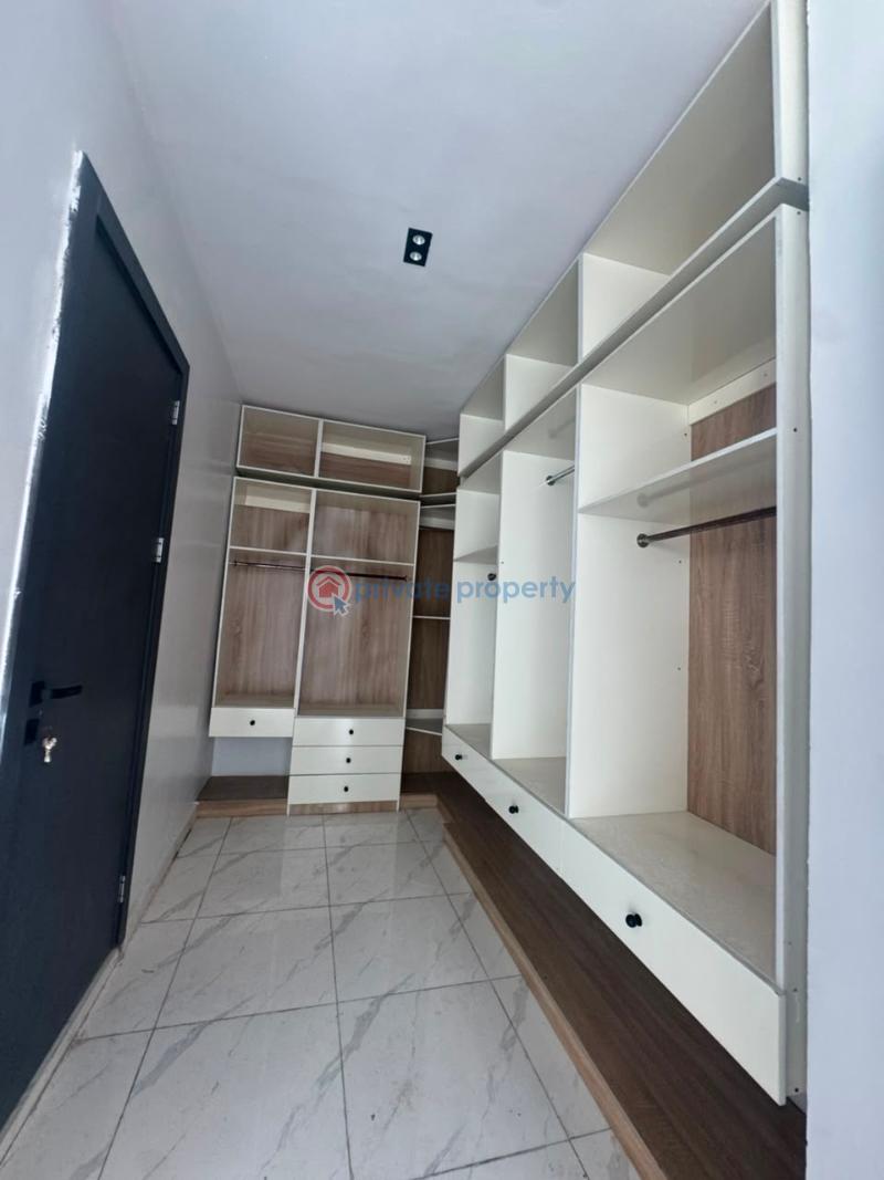 4 bedroom Semi detached Duplex For Sale Chevron Lekki Lagos - 11