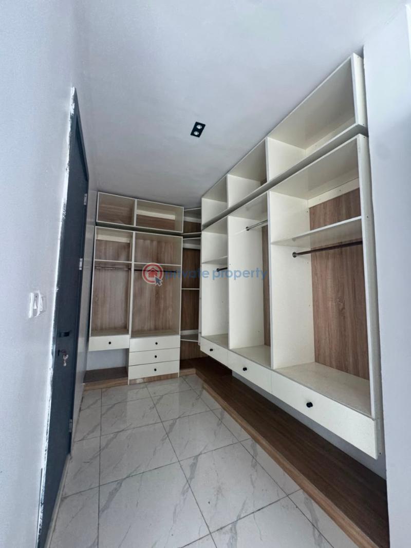 4 bedroom Semi detached Duplex For Sale Chevron Lekki Lagos - 10