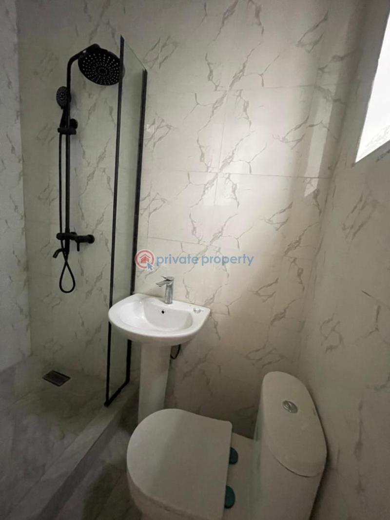 4 bedroom Semi detached Duplex For Sale Chevron Lekki Phase 2 Lagos - 11