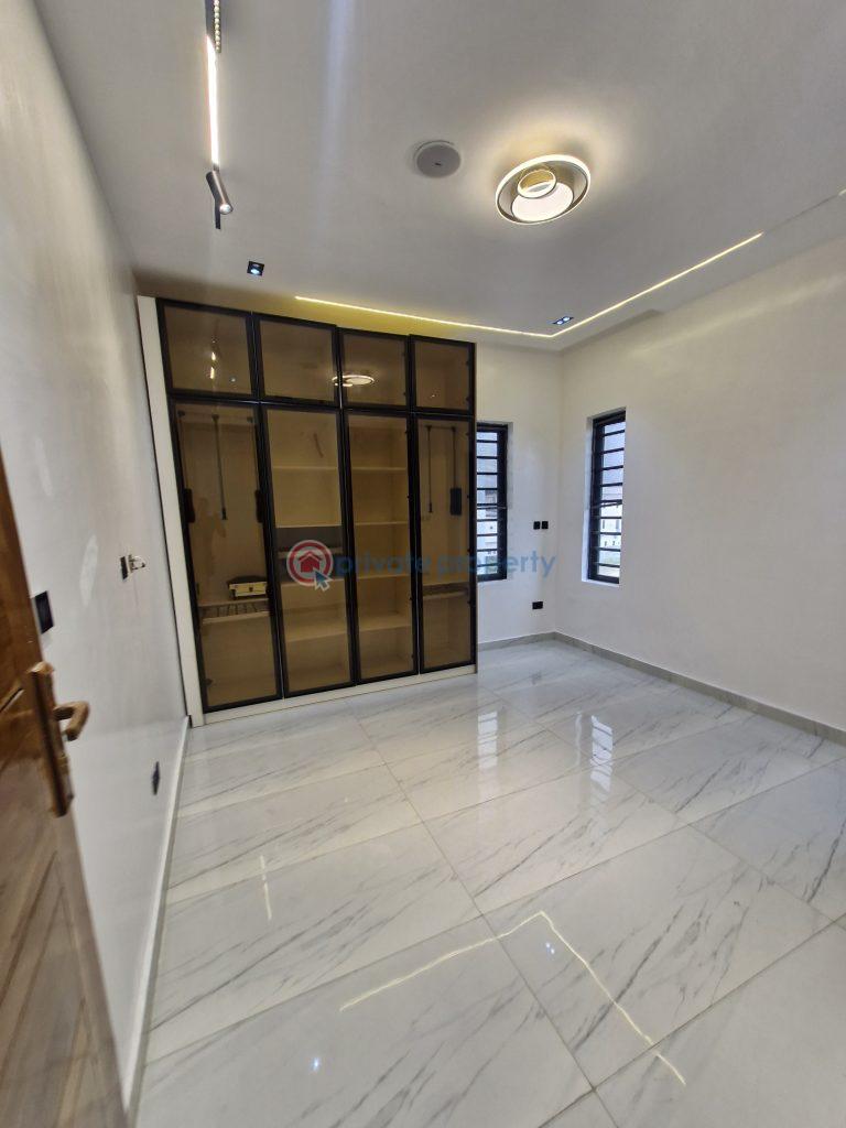 4 bedroom Semi detached Duplex For Sale Agungi Lekki Phase 1 Lagos - 4