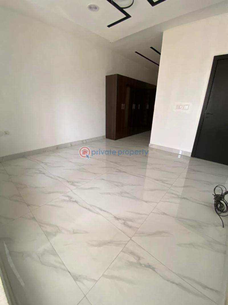 4 bedroom Semi detached Duplex For Sale Chevron Lekki Phase 2 Lagos - 6