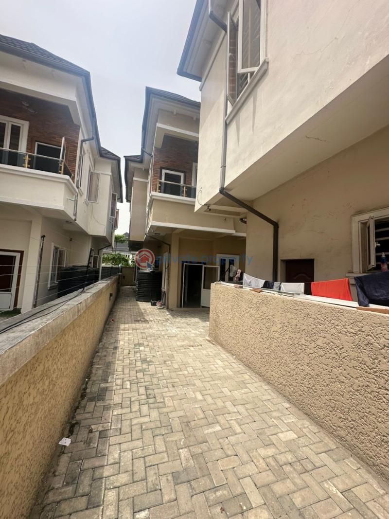 4 bedroom Semi detached Duplex For Sale Chevron Lekki Phase 2 Lagos - 14