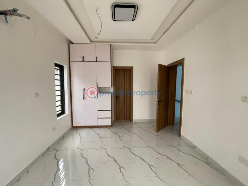 4 bedroom Flat & Apartment For Sale Ogudu GRA Lagos - 1