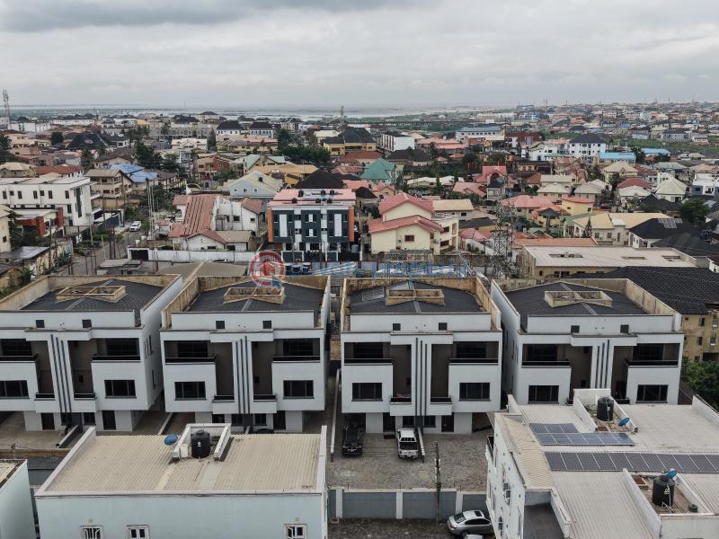 4 bedroom Flat & Apartment For Sale Ogudu GRA Lagos - 4