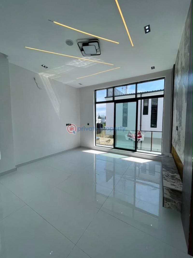 4 bedroom Semi detached Duplex For Sale Ikota Lekki Lagos - 3