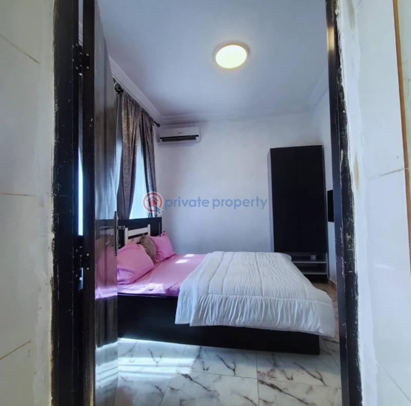 4 bedroom Shared Apartment Short let Airport Road Ikeja Lagos - 3