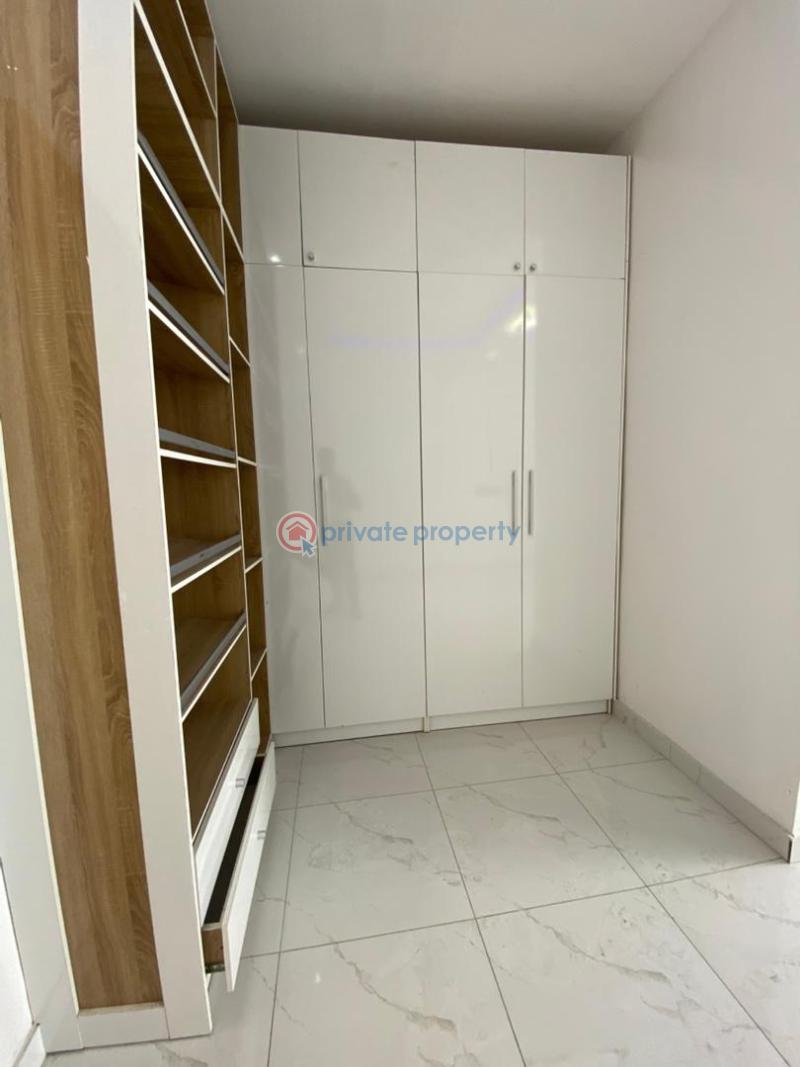 4 bedroom Terraced Duplex For Sale Chevron Lekki Phase 2 Lagos - 5