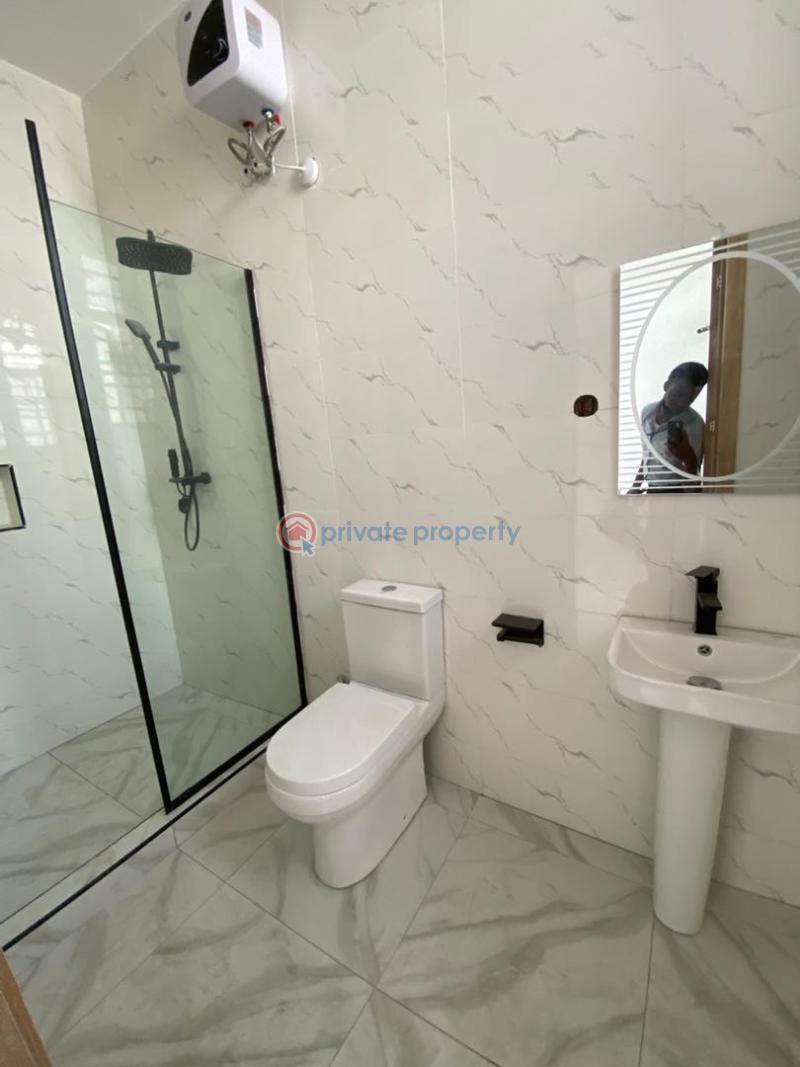 4 bedroom Terraced Duplex For Sale Chevron Lekki Phase 2 Lagos - 18