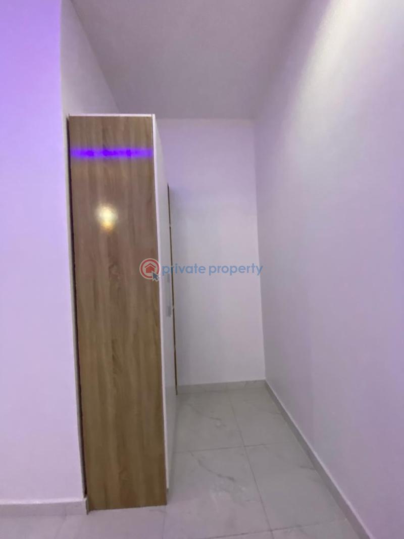 4 bedroom Terraced Duplex For Sale Chevron Lekki Phase 2 Lagos - 11