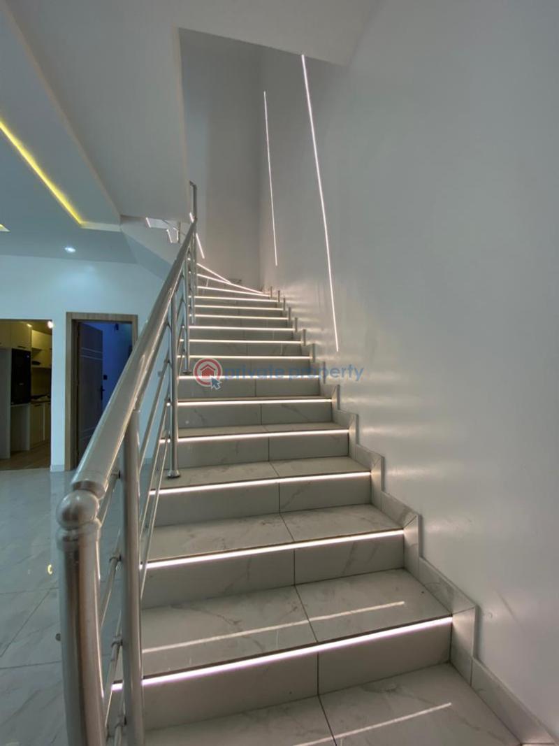 4 bedroom Terraced Duplex For Sale Chevron Lekki Phase 2 Lagos - 13