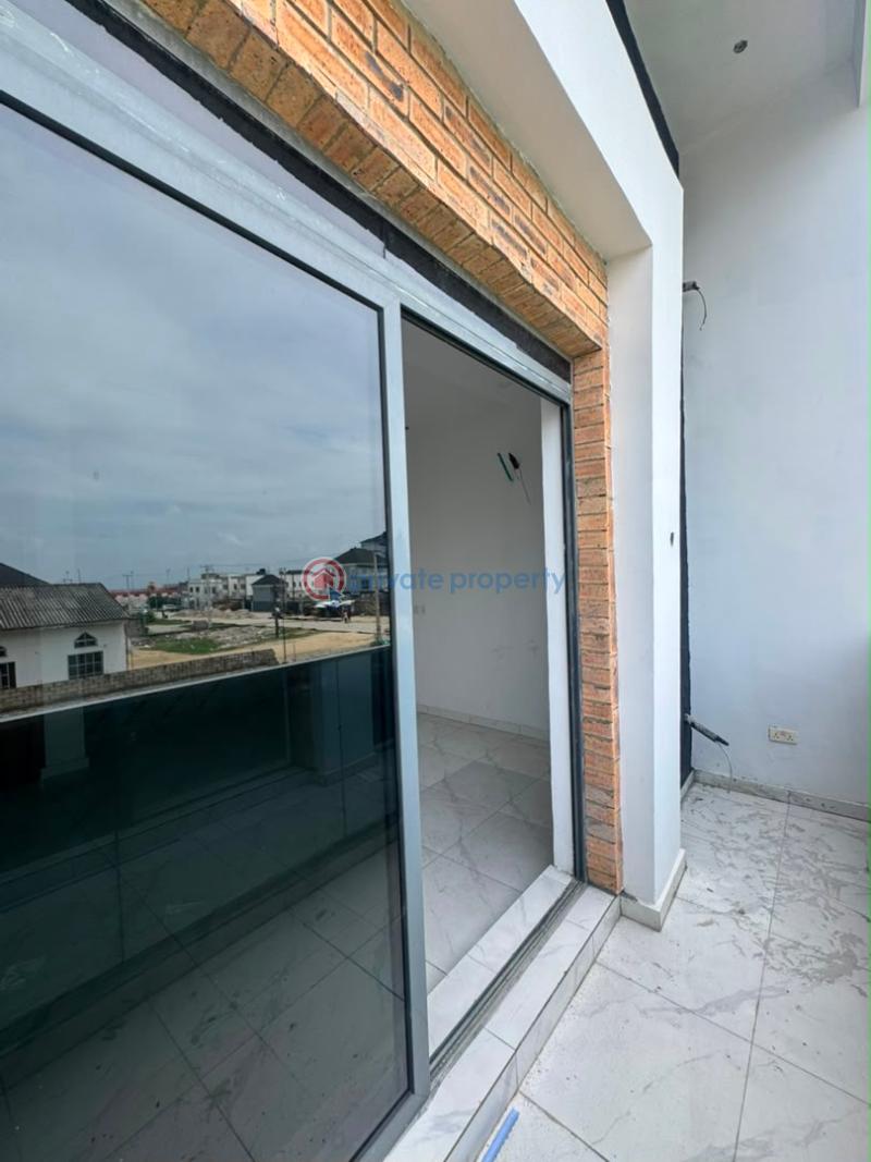 4 bedroom Terraced Duplex For Sale Ologolo Lekki Lagos - 5