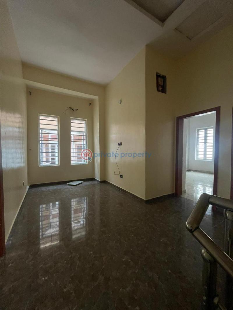 4 bedroom Terraced Duplex For Rent Chevron Lekki Phase 2 Lagos - 3