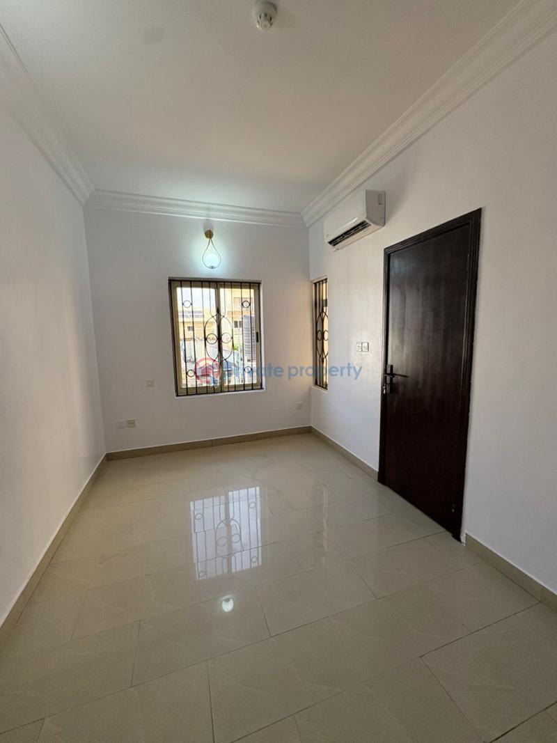 4 bedroom Terraced Duplex For Rent Admiralty Way Lekki Lagos - 7