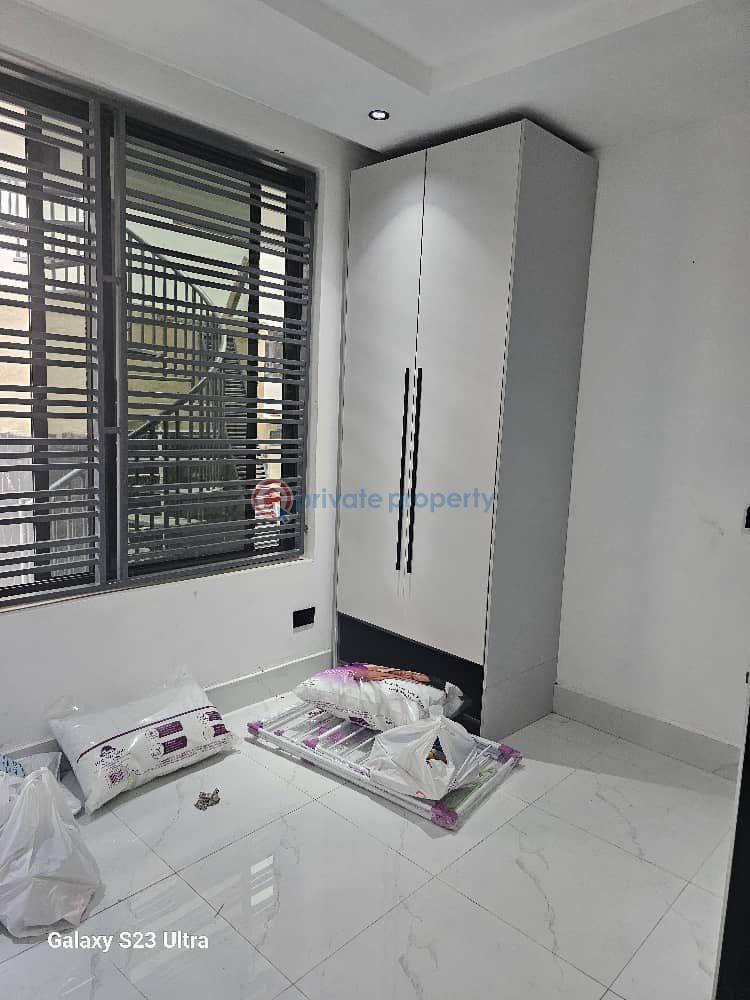 Exquisite 4 bedroom terrace with a family lounge - 2 4 bedroom Terrace For Rent Ikoyi Lagos - 2