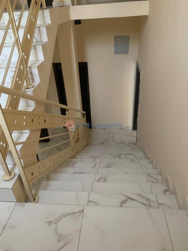 5 bedroom Townhouse For Rent Ikate Lekki Lagos - 3