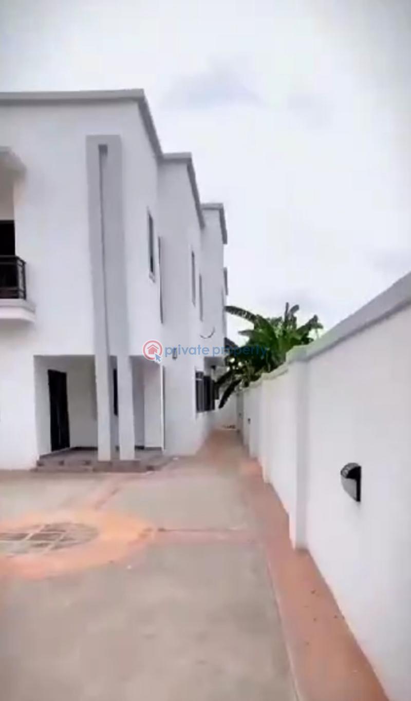 4 bedroom Detached Duplex For Sale Wtc Estate Enugu Area  - 3