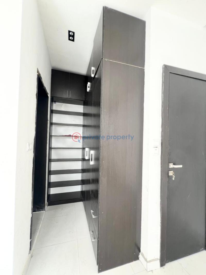 4 bedroom Semi detached Duplex For Sale Ikota Lekki Lagos - 3