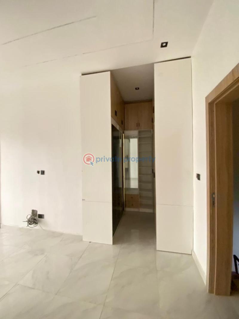 4 bedroom Terraced Duplex For Sale Ikota Lekki Lagos - 3