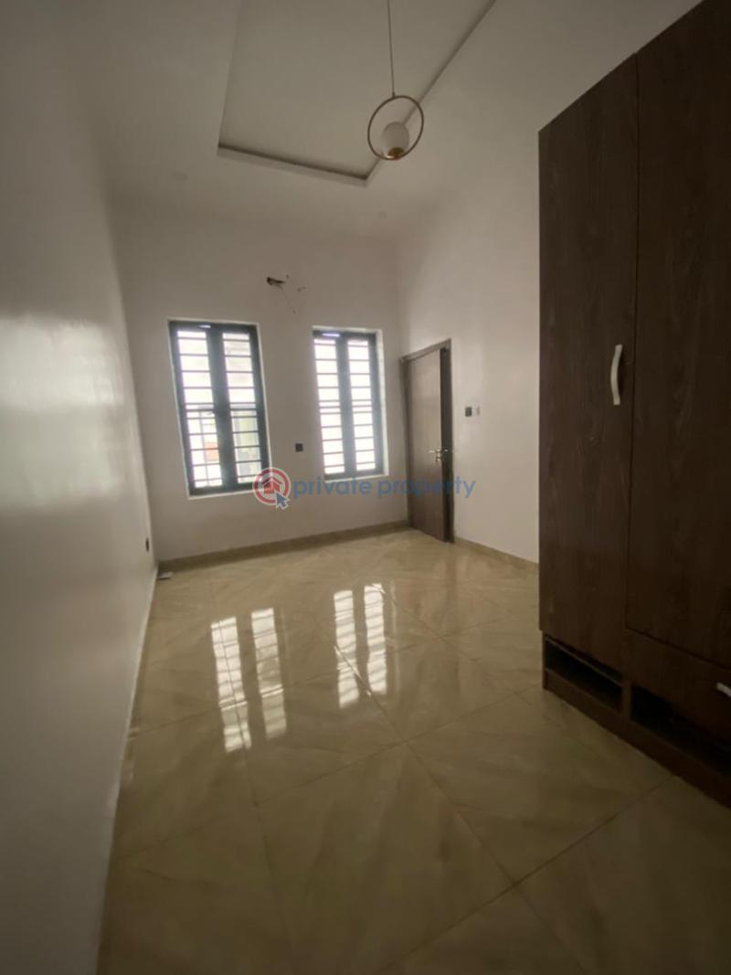 5 bedroom Detached Duplex For Sale Chevron Lekki Phase 2 Lagos - 10