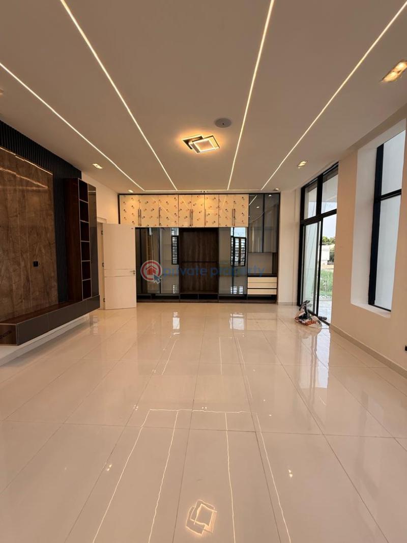 5 bedroom Detached Duplex For Sale Chevron Lekki Phase 2 Lagos - 3