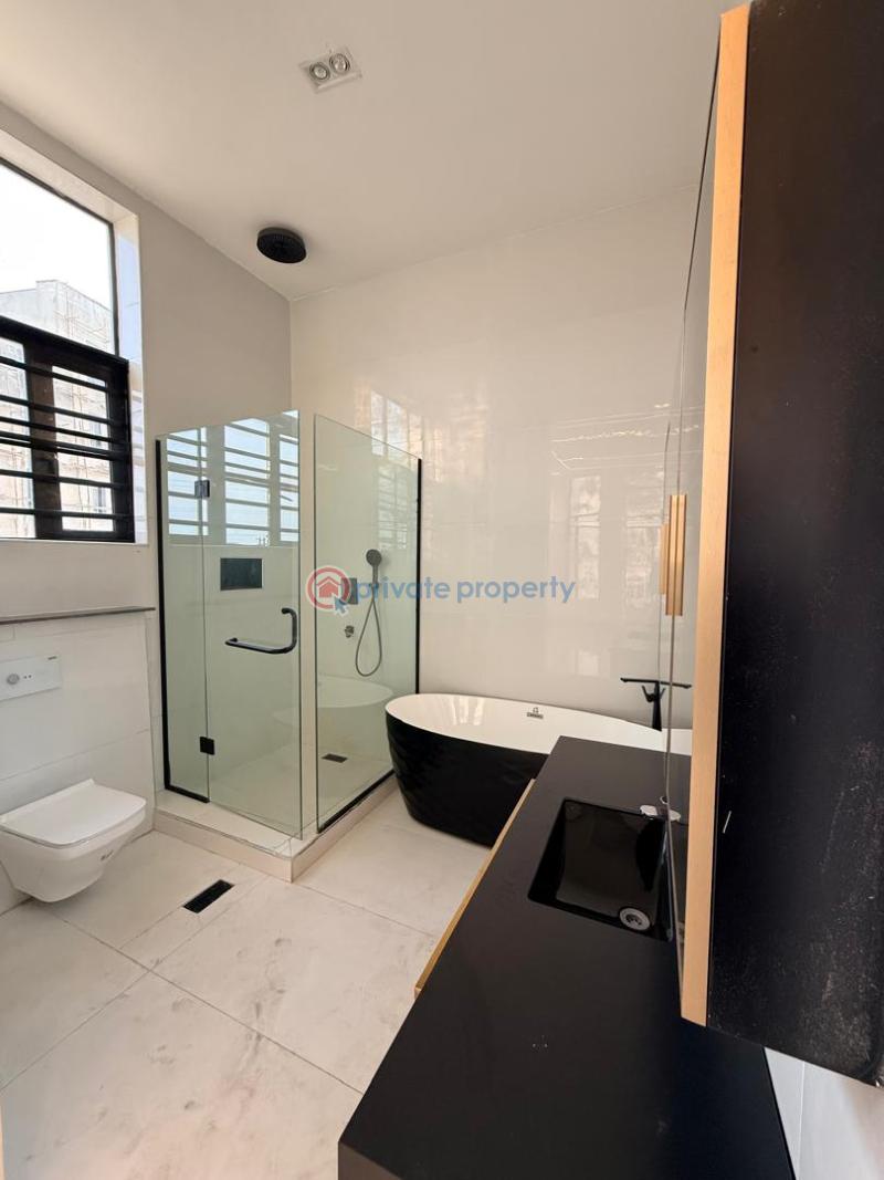 5 bedroom Detached Duplex For Sale Chevron Lekki Phase 2 Lagos - 12