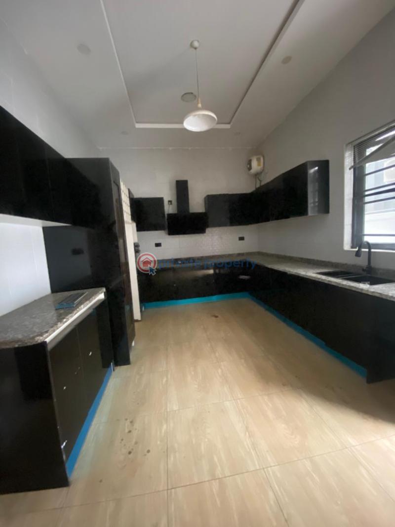 5 bedroom Detached Duplex For Sale Chevron Lekki Phase 2 Lagos - 15