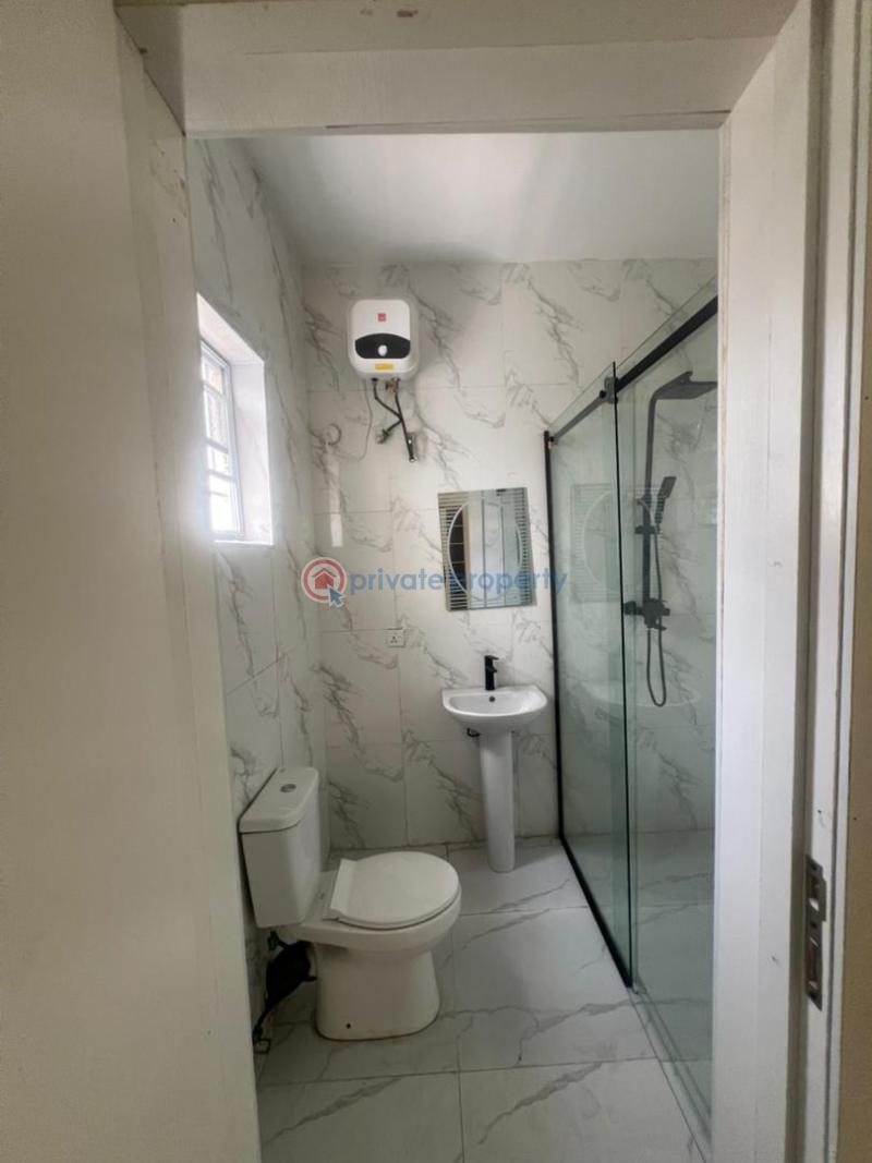 5 bedroom Detached Duplex For Sale Chevron Chevy Lekki Phase 2 Lagos - 18