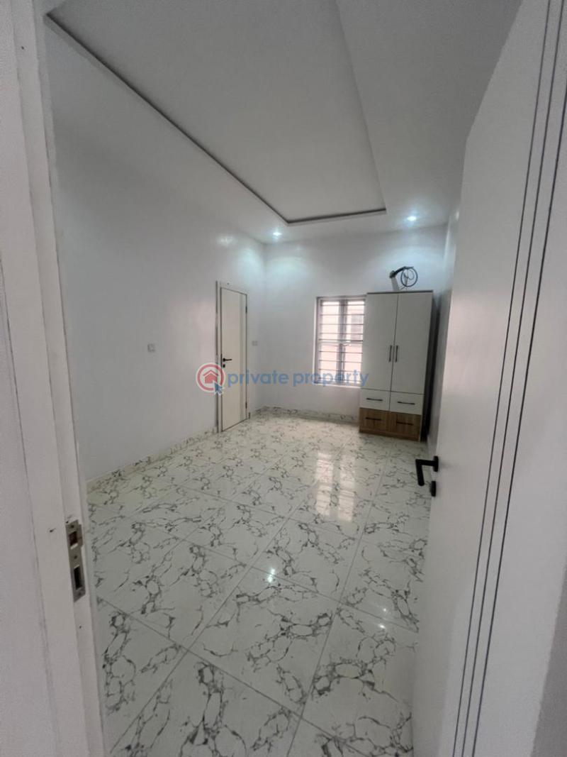 5 bedroom Detached Duplex For Sale Chevron Chevy Lekki Phase 2 Lagos - 20