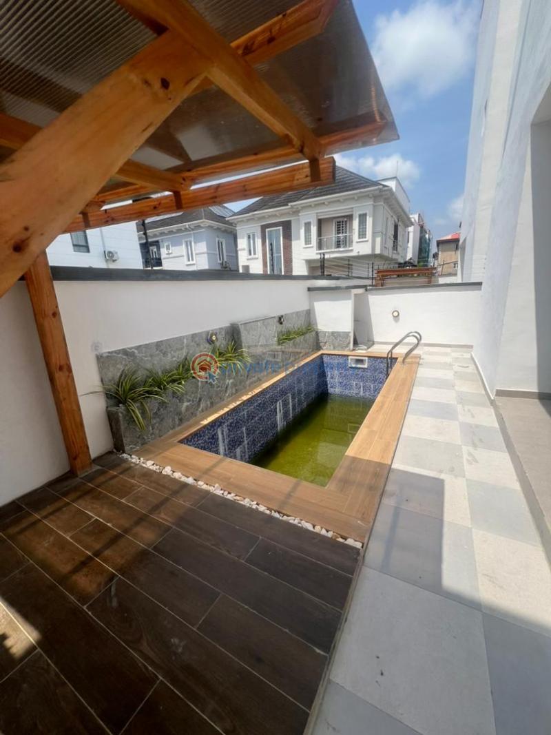 5 bedroom Detached Duplex For Sale Chevron Chevy Lekki Phase 2 Lagos - 10