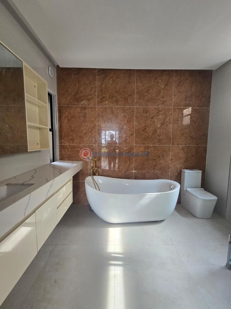 5 bedroom Detached Duplex For Sale Lekki Phase 1 Lagos - 4